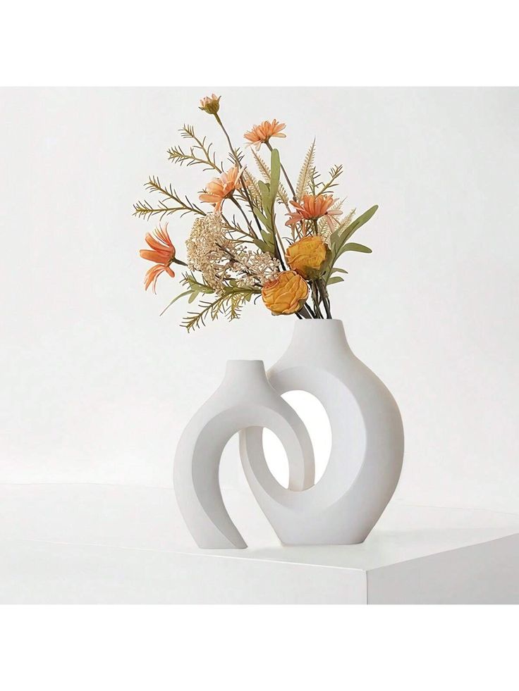 Elegant White Double Loop Vase – Contemporary Decorative Accent